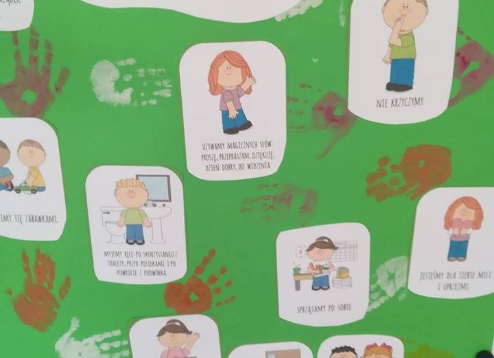 MAŁY MIŚ UCZY SAMODZIELNOŚCI