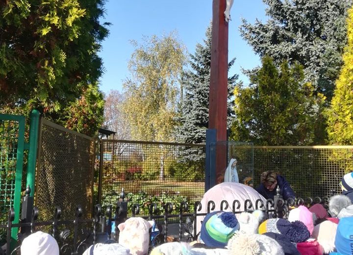 Dzień Wszystkich Świętych w Przedszkolu