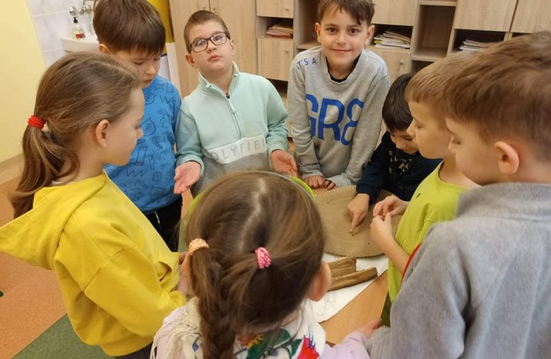 Zajęcia projektowe „Ciekawskie pierwszaki. Jak poznawać świat w klasie?” w kl.1