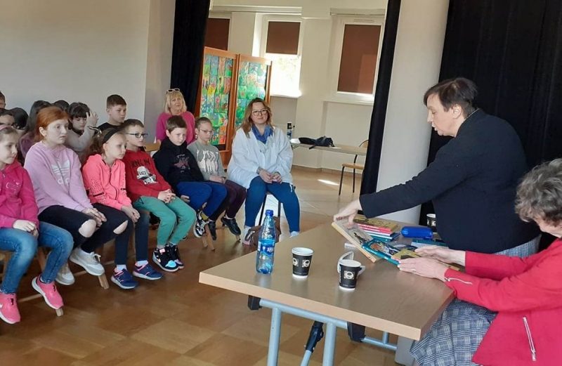 Spotkanie uczniów kl.3 z pisarką P. Renatą Piątkowską