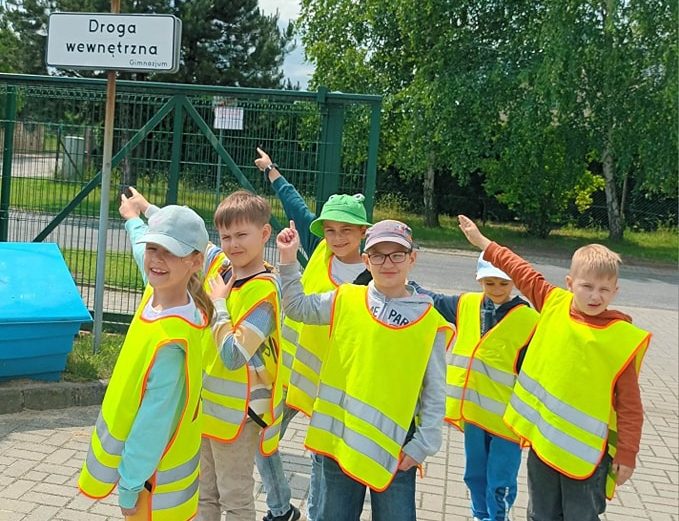 Uniwersytet dzieci w kl.1 – „Jak odnaleźć się na drodze?”
