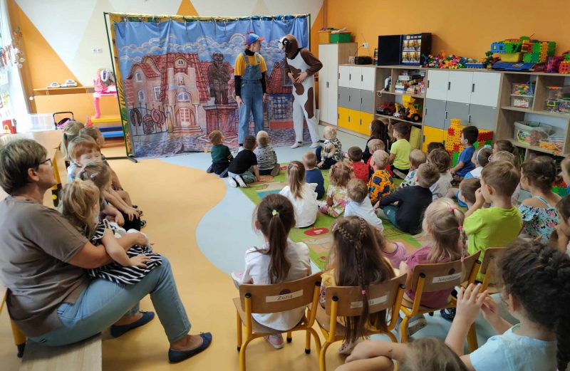 Teatrzyk Blaszany Bębenek ze spektaklem pt. „Szkoła Pana Kleksa”